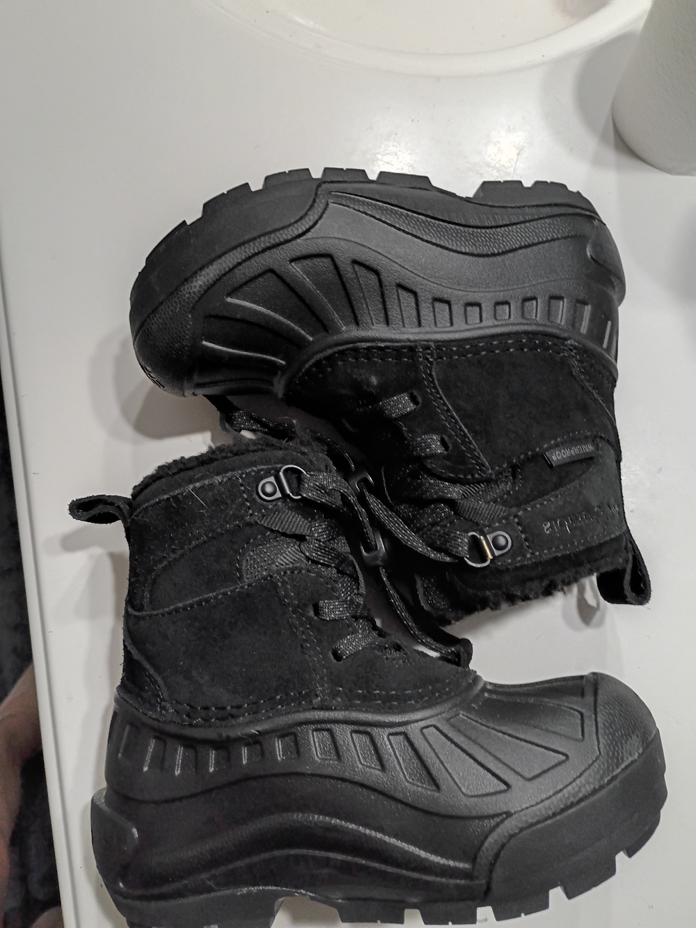Kids Black Columbia Winter Boots - Cozy Waterproof Snow Shoes